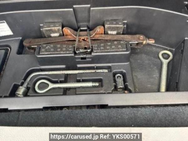 Used 2004 AT toyota harrier ACU30W Image[37]