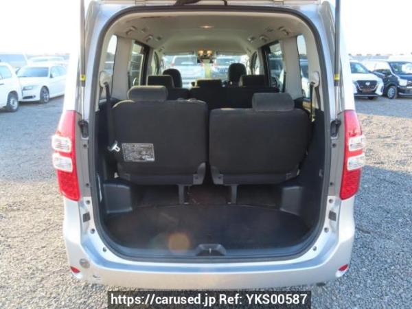 Used 2010 AT toyota noah ZRR70G Image[8]