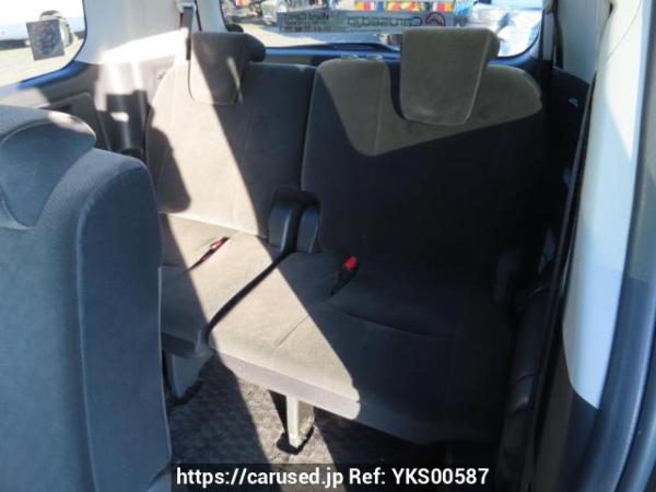 Used 2010 AT toyota noah ZRR70G Image[16]
