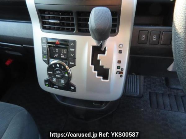 Used 2010 AT toyota noah ZRR70G Image[23]