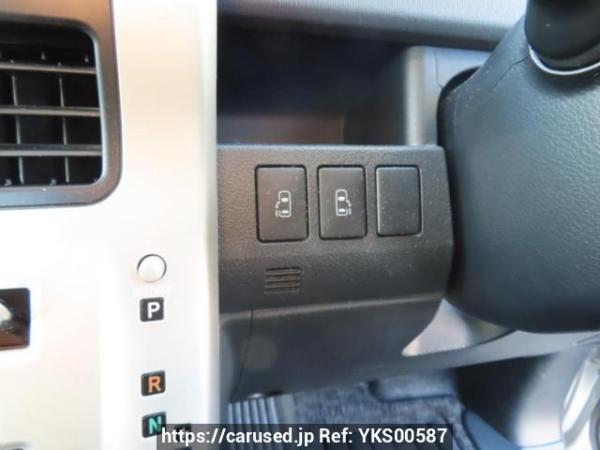 Used 2010 AT toyota noah ZRR70G Image[27]