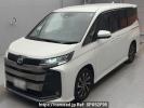 Toyota Noah ZWR90W