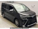 Toyota Voxy ZWR80W