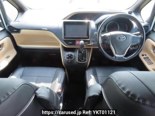 Used 2014 AT toyota noah ZRR80G Image[23]