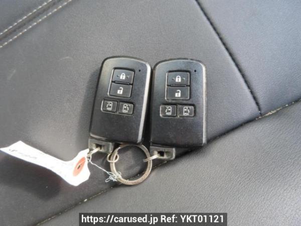 Used 2014 AT toyota noah ZRR80G Image[35]