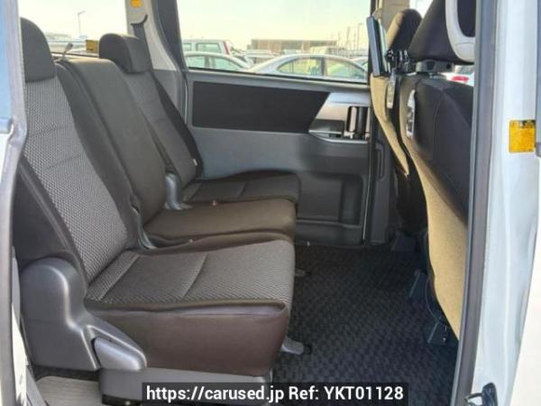 Used 2008 AT toyota noah ZRR75W Image[12]