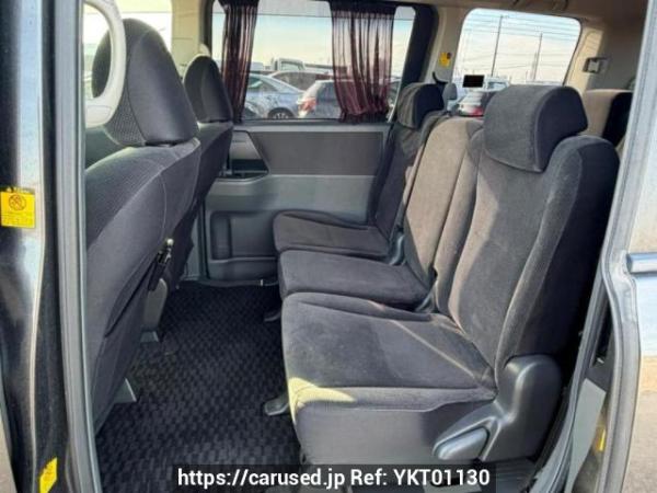 Used 2010 AT toyota noah ZRR75G Image[13]