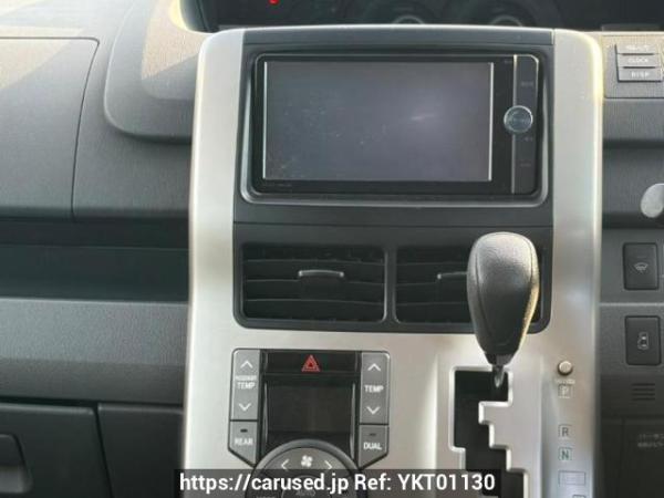 Used 2010 AT toyota noah ZRR75G Image[16]