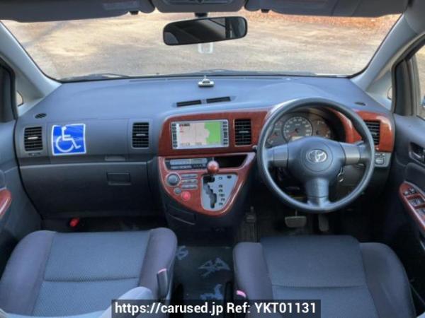 Used 2004 AT toyota wish ZNE14G Image[17]