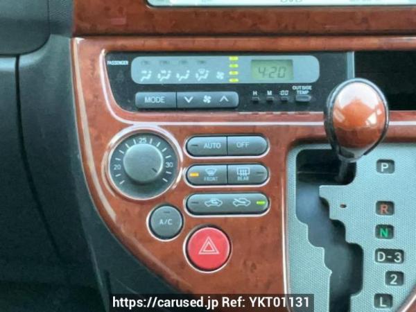 Used 2004 AT toyota wish ZNE14G Image[21]