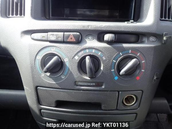Used 2005 MT toyota probox-wagon NCP59G Image[19]