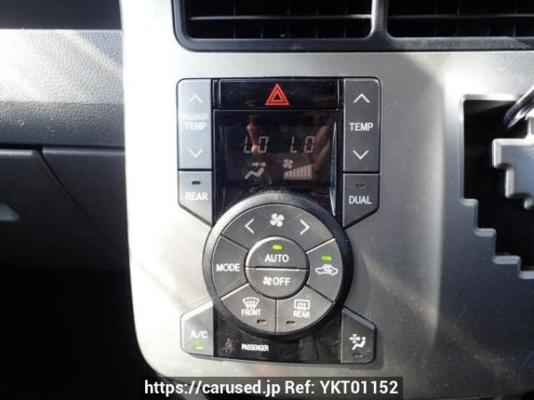 Used 2008 AT toyota noah ZRR75W Image[22]