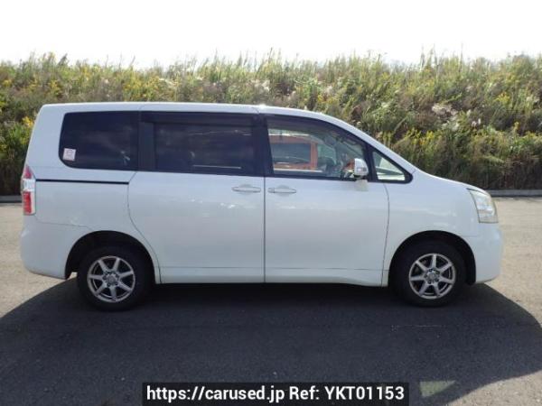 Used 2008 AT toyota noah ZRR75G Image[7]