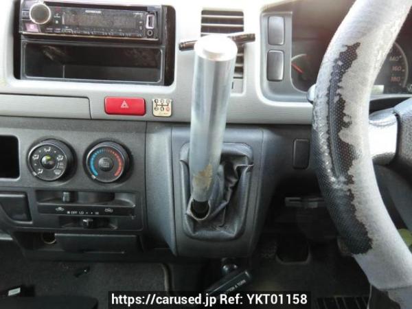 Used 2006 MT toyota hiace-van TRH200V Image[23]