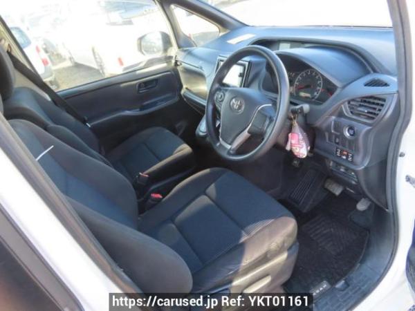 Used 2015 AT toyota noah ZRR80G Image[12]