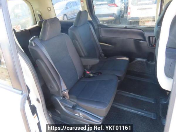 Used 2015 AT toyota noah ZRR80G Image[17]