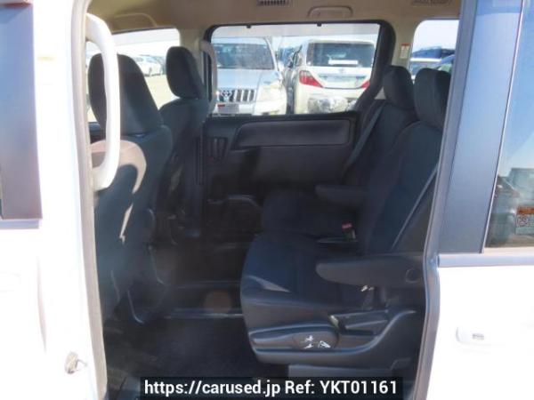 Used 2015 AT toyota noah ZRR80G Image[18]