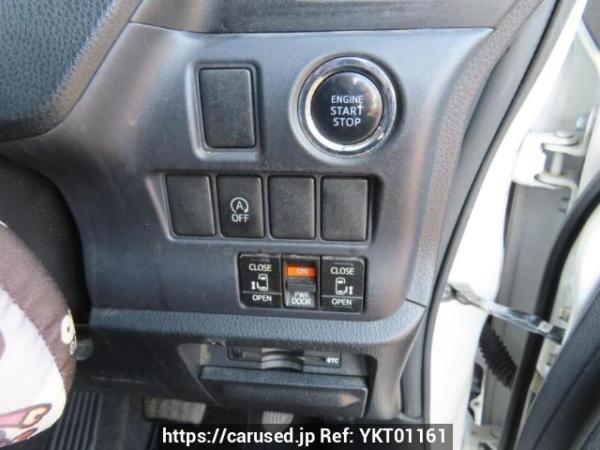 Used 2015 AT toyota noah ZRR80G Image[33]