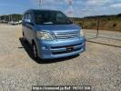 Toyota Noah AZR60G