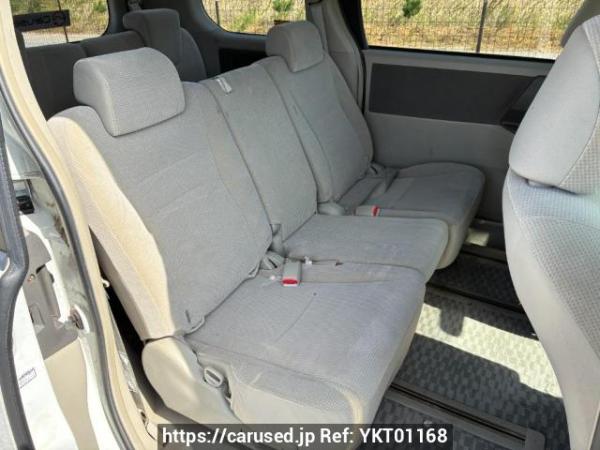 Used 2007 AT toyota noah ZRR70G Image[12]