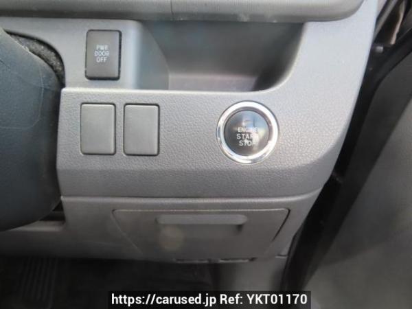 Used 2009 AT toyota noah ZRR70G Image[32]