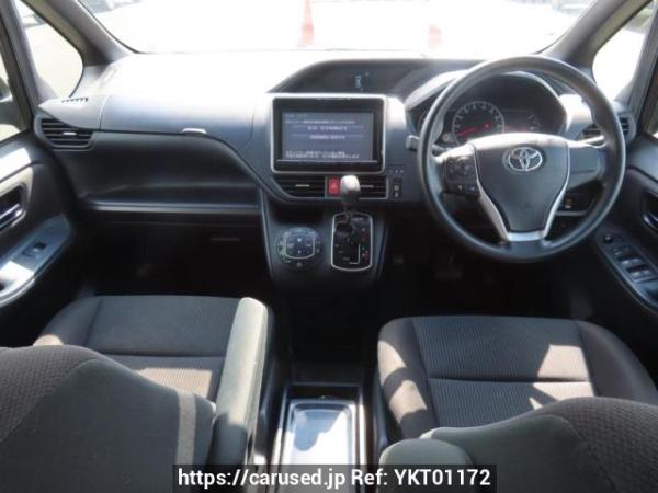 Used 2014 AT toyota noah ZRR80G Image[23]