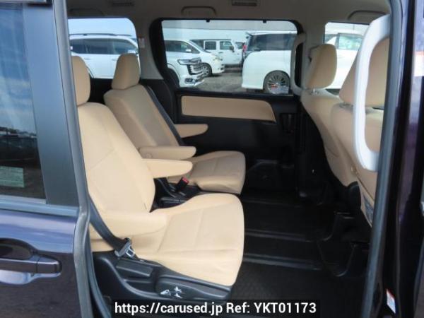 Used 2014 AT toyota noah ZRR80G Image[17]