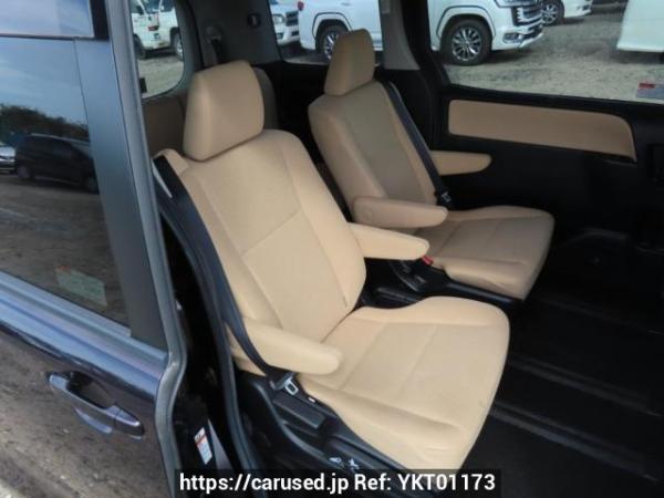 Used 2014 AT toyota noah ZRR80G Image[18]