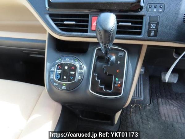 Used 2014 AT toyota noah ZRR80G Image[29]