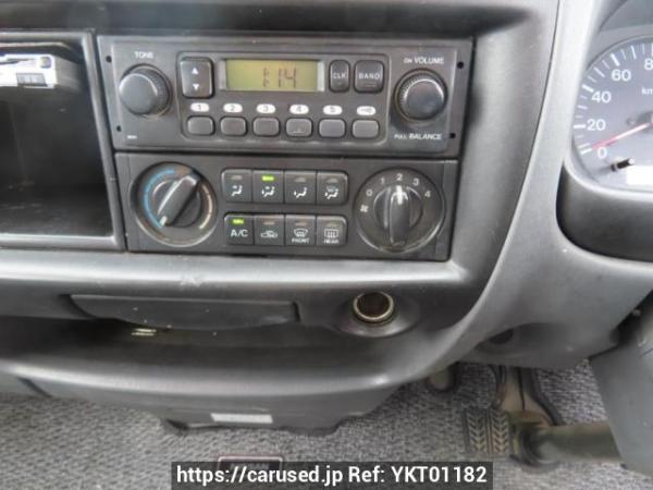 Used 2005 MT nissan vanette-van SK82VN Image[22]