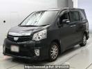 Toyota Noah ZRR70W
