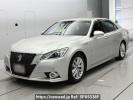 Toyota Crown Hybrid AWS210