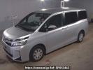 Toyota Voxy ZRR80G