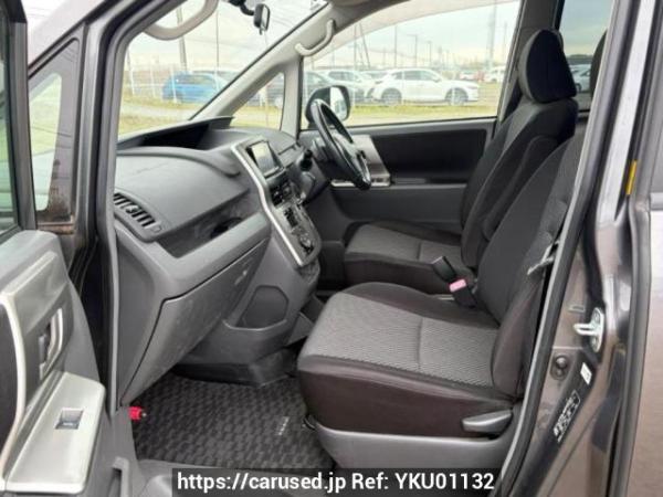 Used 2007 AT toyota noah ZRR75W Image[11]