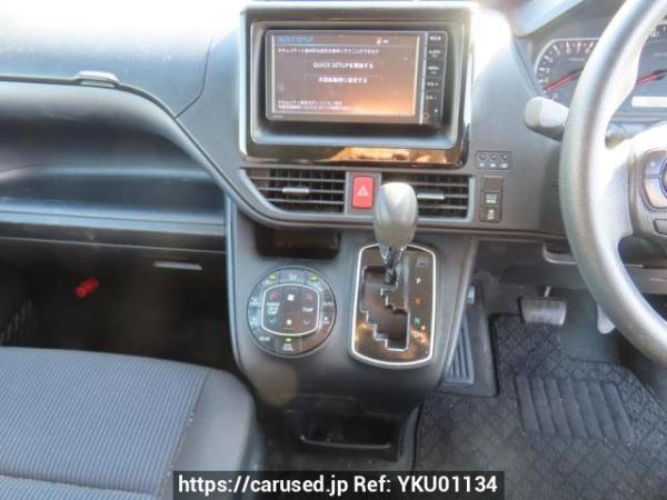 Used 2015 AT toyota noah ZRR80G Image[29]