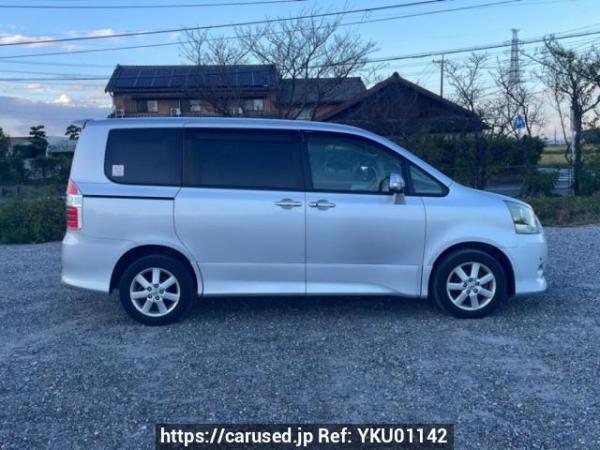 Used 2009 AT toyota noah ZRR75W Image[7]