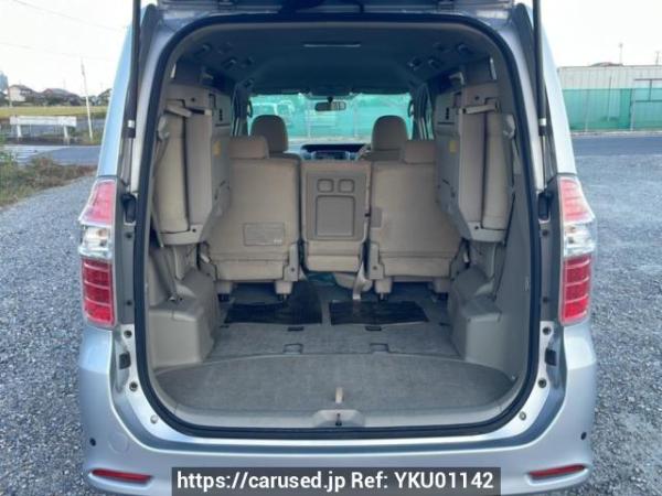 Used 2009 AT toyota noah ZRR75W Image[8]