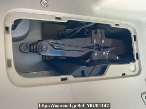 Used 2009 AT toyota noah ZRR75W Image[45]
