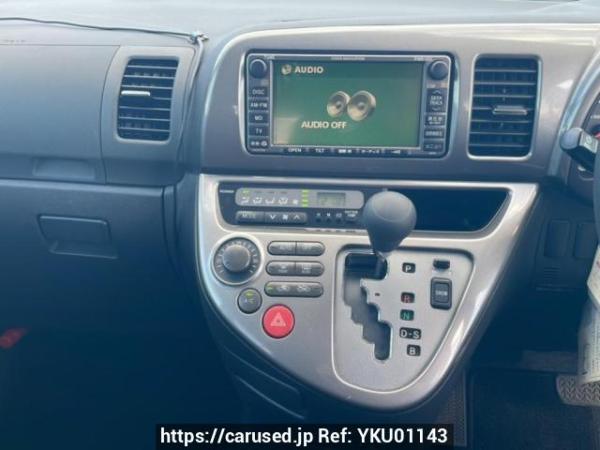 Used 2004 AT toyota wish ANE10G Image[22]