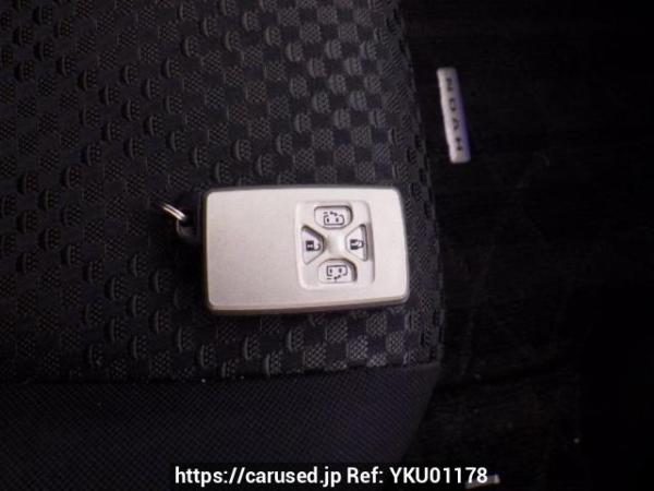 Used 2009 AT toyota noah ZRR70W Image[25]