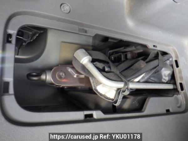 Used 2009 AT toyota noah ZRR70W Image[38]