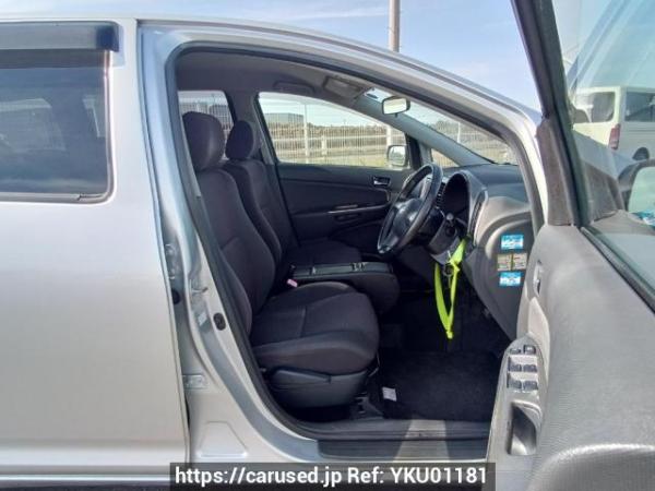 Used 2005 AT toyota wish ZNE10G Image[13]