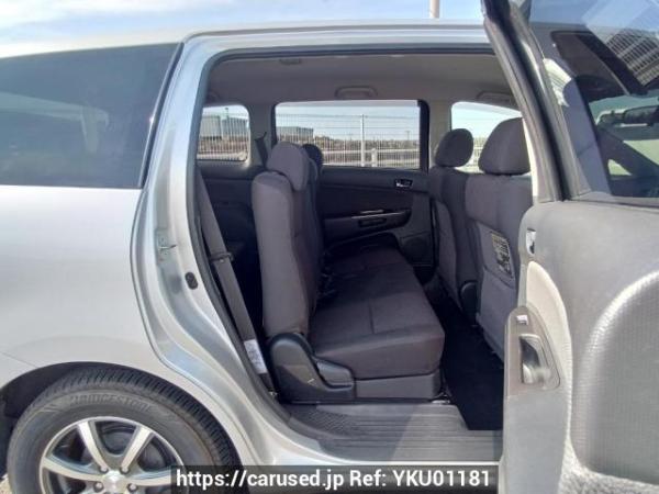 Used 2005 AT toyota wish ZNE10G Image[15]