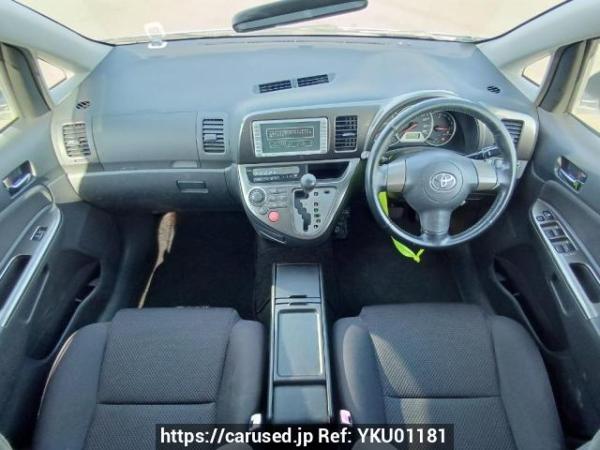 Used 2005 AT toyota wish ZNE10G Image[18]