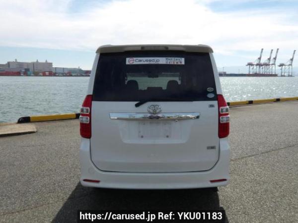 Used 2010 AT toyota noah ZRR70W Image[5]