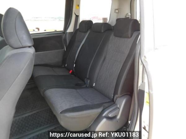 Used 2010 AT toyota noah ZRR70W Image[16]