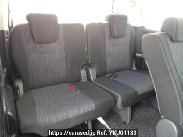 Used 2010 AT toyota noah ZRR70W Image[17]