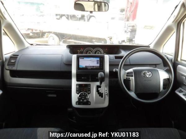 Used 2010 AT toyota noah ZRR70W Image[18]