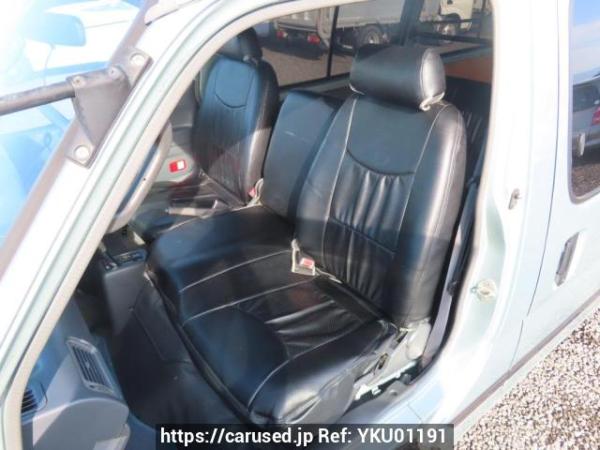 Used 2000 AT toyota hiace-van RZH112V Image[16]