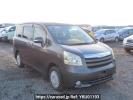 Toyota Noah ZRR70G